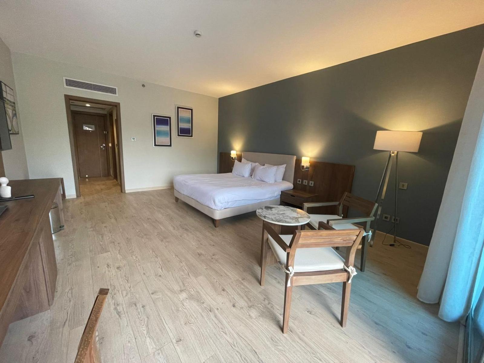Phoenix Hotel & Wellness Sheikh Zayed City Ngoại thất bức ảnh